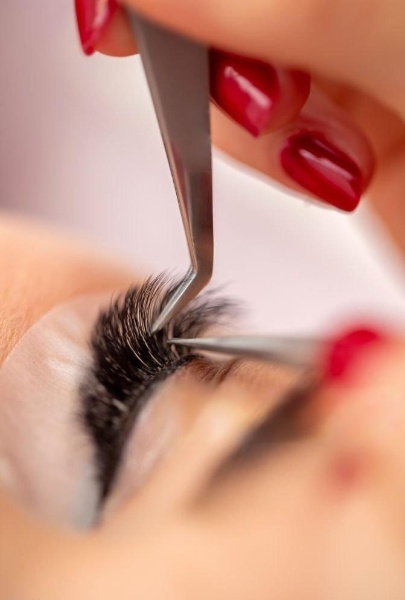 Lashes beauty service at Sammy's Brow Bar & Spa in Austin, Texas